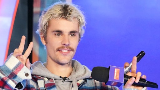 'Justin Bieber gaat voor carrièreswitch en wil priester worden'