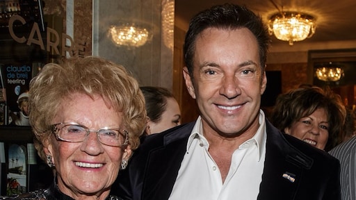 Moeder Gerard Joling weer ontslagen uit het ziekenhuis