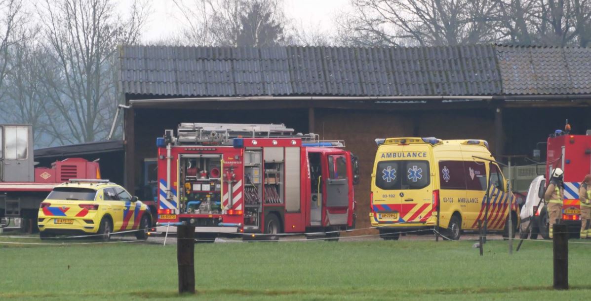 Man zwaargewond door ontploffen vuurwerk in woning Tiendeveen