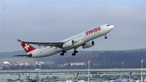 Nederlands meisje (17) wil ondanks coronabesmetting in vliegtuig stappen