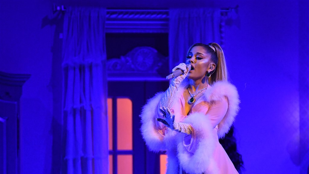 Vrienden Ariana Grande sceptisch over 'overhaaste' verloving