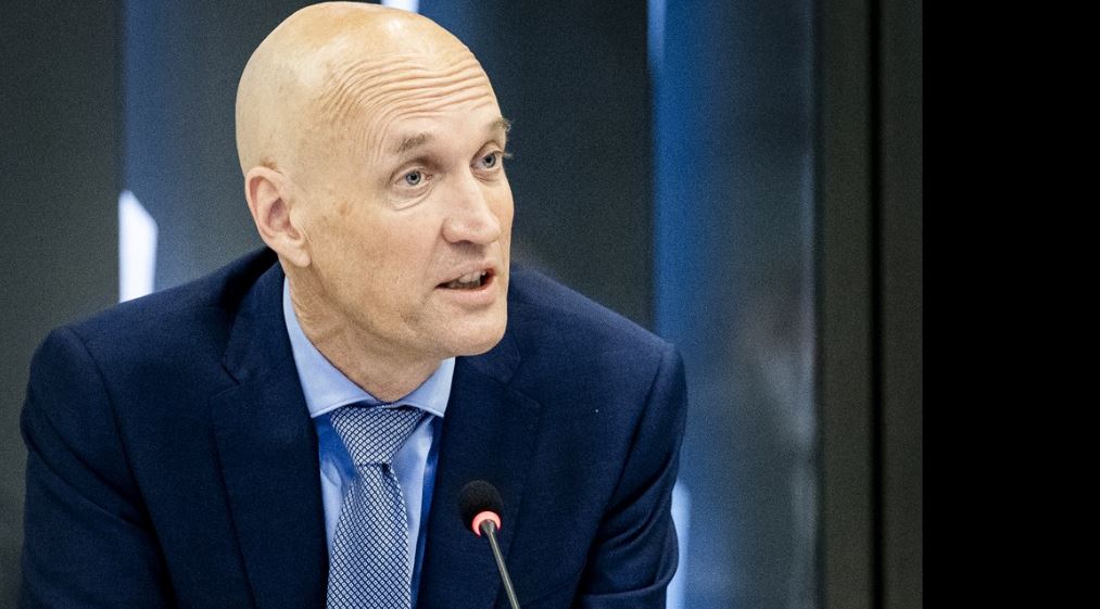 Kuipers: geen enkel zorgsysteem kan snelle verspreiding Britse coronavariant aan