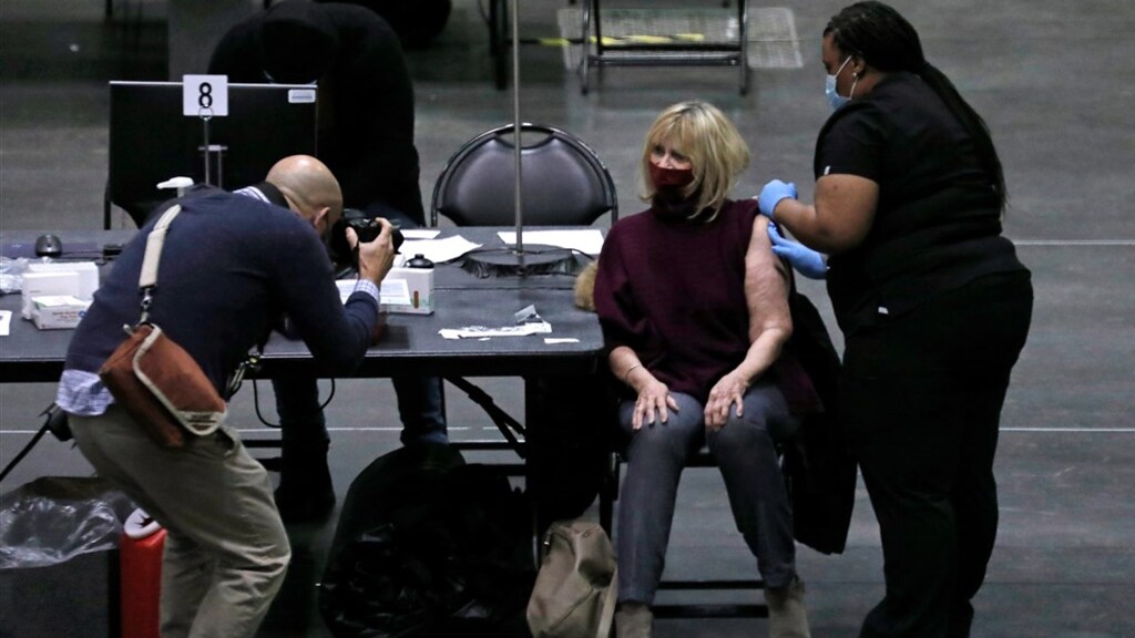 Meer dan 10 miljoen Amerikanen ontvingen coronaprik