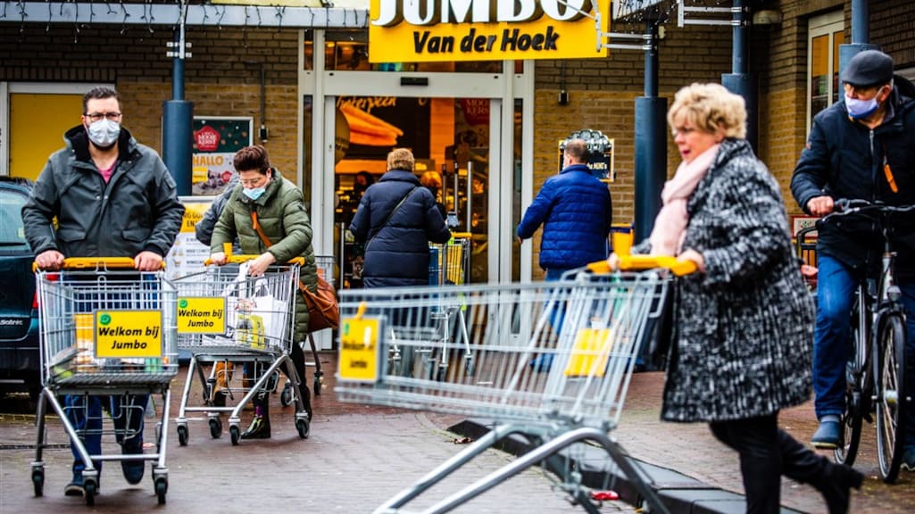 In coronatijd wint verwenwinkel Jumbo en verliest prijsvechter Aldi