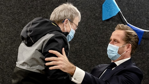 Door Britse coronamutatie moeten meer mensen worden gevaccineerd