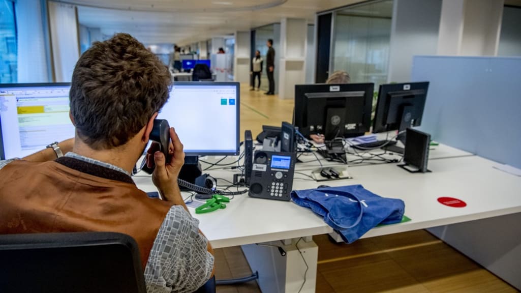 Illegale handel in privégegevens miljoenen Nederlanders uit coronasystemen GGD