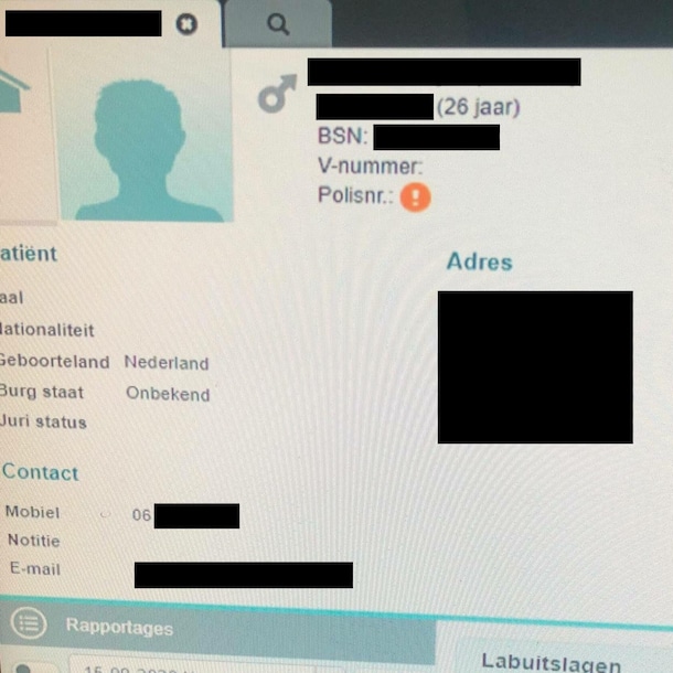 Eén van de personen die RTL Nieuws heeft opgezocht in CoronIT. In verband met de privacy hebben wel veel gegevens zwartgemaakt.