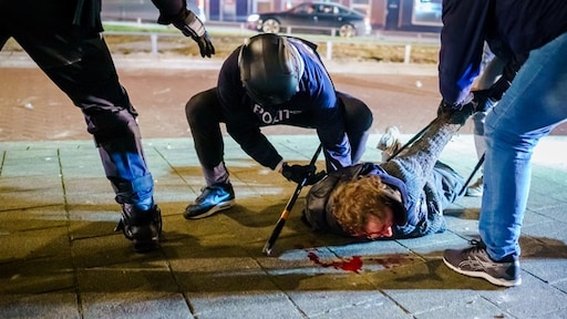 Alleen mannen bij avondklokrellen: 'Ze denken dat je emoties met geweld kan oplossen'