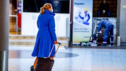 Hobbel bij nieuwe staatssteun aan KLM: inleveren vluchten op Schiphol