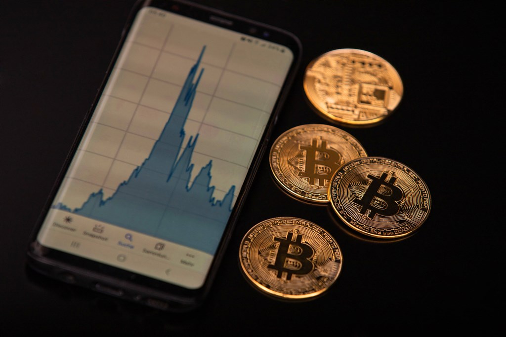 Ben ik nu te laat? Bitcoin koerst af op 50.000 dollar