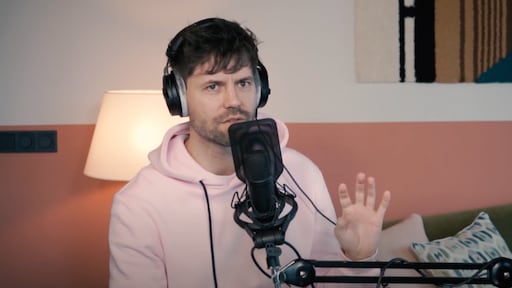 Simon Keizer open over therapie: 'Voelde vreugde met dochtertje niet'