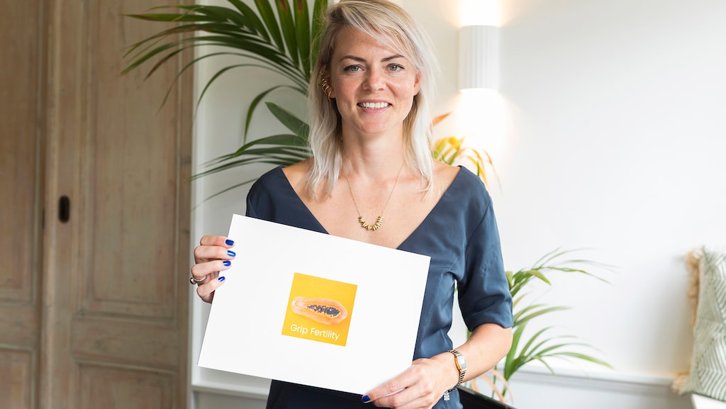 Anne Marie Droste met de Grip-test