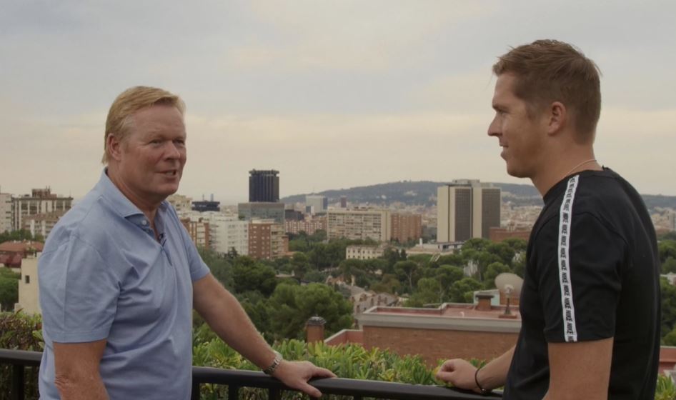 Vader en zoon Koeman in Barcelona.