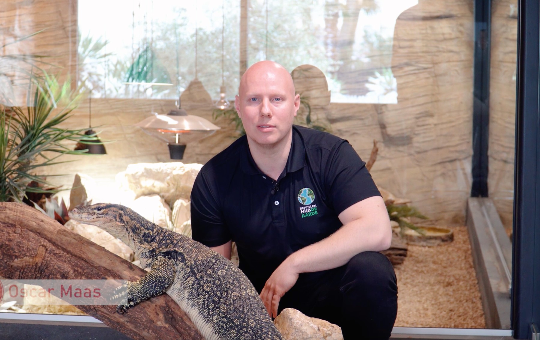 Oscar doet alles om zijn reptielentuin te redden: 'Baan erbij genomen'