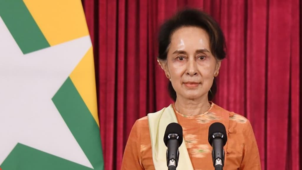 'Myanmarese leider Suu Kyi zonder advocaat voor de rechter'