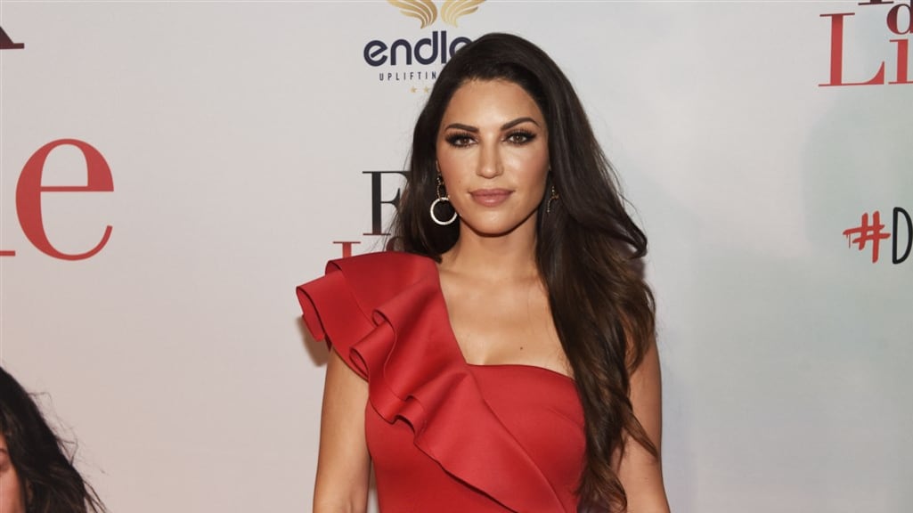 Yolanthe laat zich niet gek maken door biografie Wesley