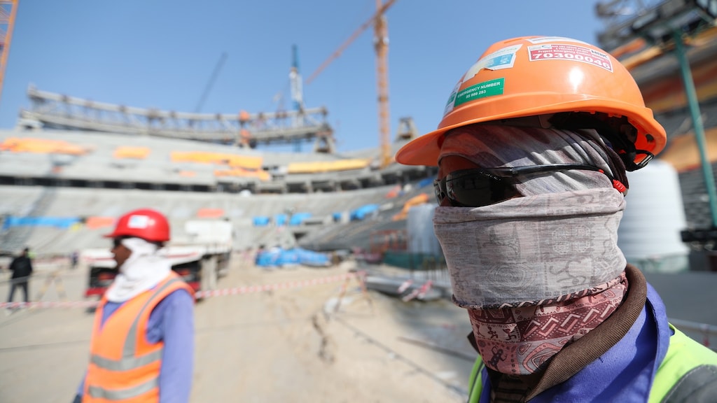 Zeker 6500 doden in 10 jaar bij voorbereidingen WK voetbal Qatar