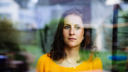 Margaretha wil nooit meer verlegen zijn: 'Ik liet alles toe. Ik werd gepest en genegeerd'