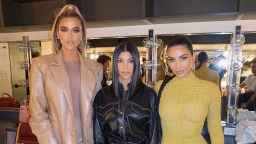 Internet lacht om rechtbanktekeningen Kardashians: 'Drie gezichten geleden'