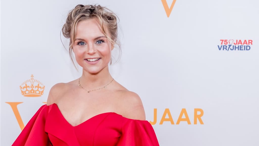 Dit is de mysterieuze vriend van mommy to be Stijn Fransen