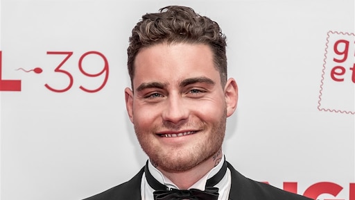 Geen twijfel over mogelijk: kleintje Douwe Bob precies zijn evenbeeld