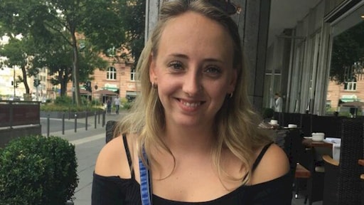 Lizzy (25) was klaar met tandartsassistente zijn en verhuurt nu jacuzzi's