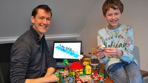 Marcel en zoontje strijden voor fietspad in Legoland: 'Waarom is dat er nog niet?'