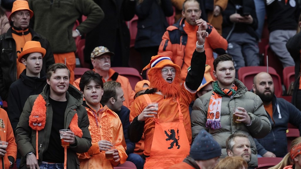 Er mogen 5000 toeschouwers bij de wedstrijd zijn.