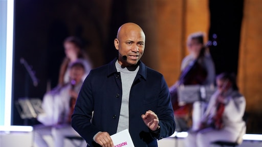 Kijkers gaan stuk: teksten The Passion gebaseerd op debat Rutte