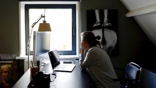 'Alles oké?' Kindertelefoon opent hulplijn voor jongvolwassenen