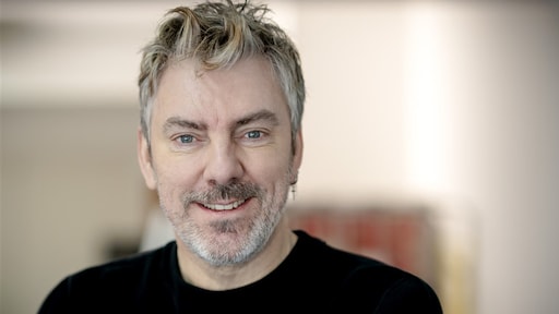 Ruud de Wild moet door horrorverbouwing in hotel wonen: 'Iedereen belooft maar wat'