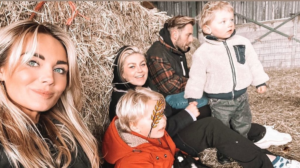 Monique Westenberg vindt steun bij Roxeanne Hazes