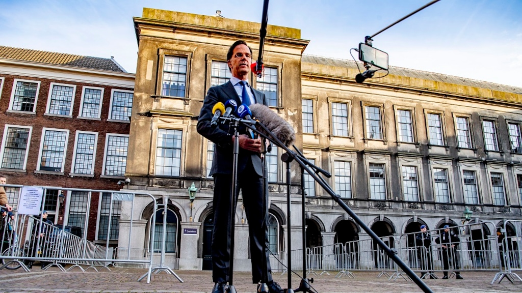 Gemopper bij D66 en veel telefoontjes: formatie nog steeds in het slop