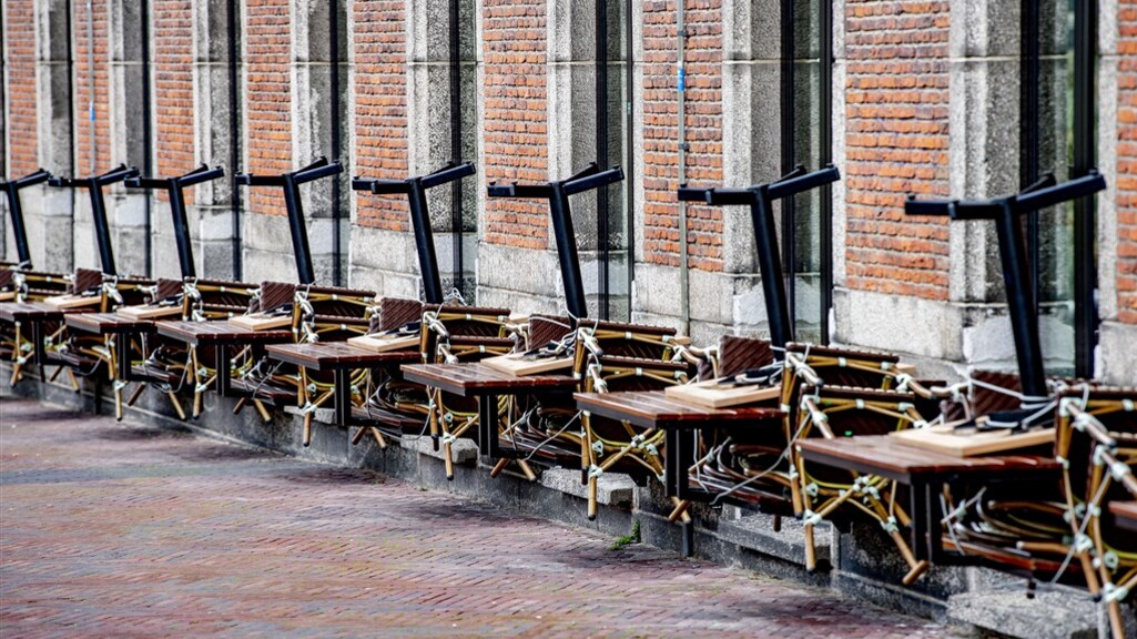 Burgemeesters grote steden doen dringende oproep: open de terrassen