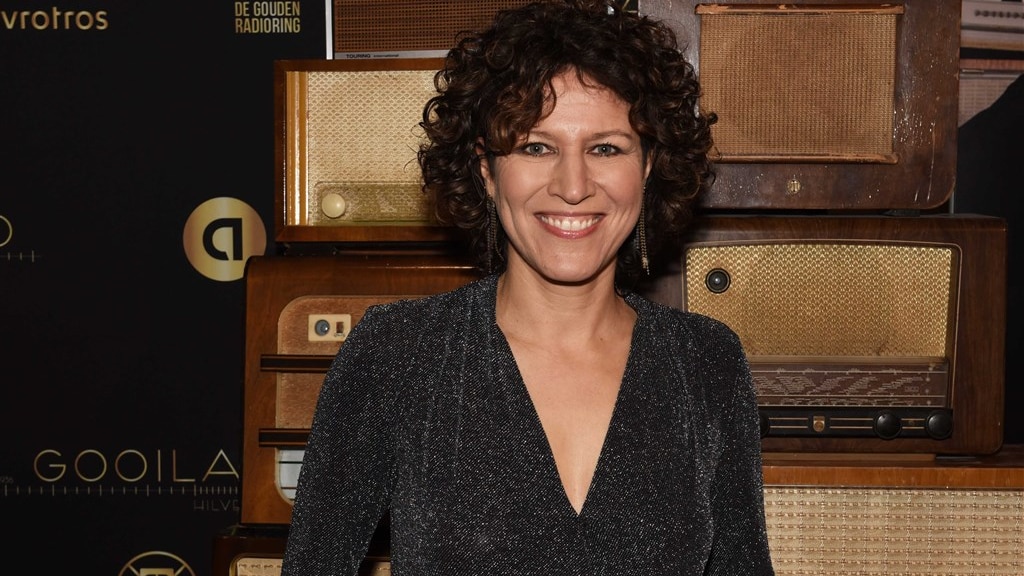 Evelien de Bruijn duikt in de queerwereld met zoon Boris in podcast: 'Eerlijke gesprekken'