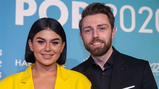 Verloofde Roxeanne reageert op Hazes-docu: 'Geen contact geweest'