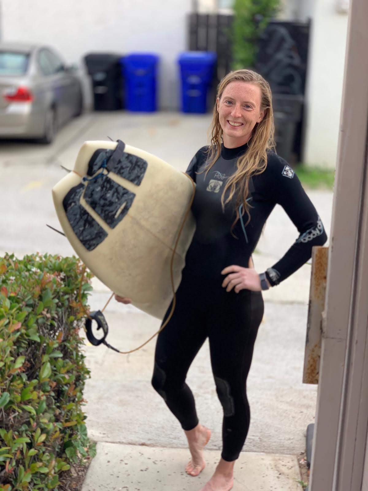 Surfen, skateboarden, turnen: Saskia doet 'heel veel'. 