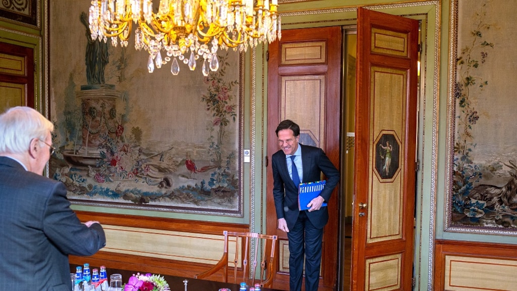 Informateur Tjeenk Willink: 'Formatie moet heel anders, coalitieakkoord op hoofdlijnen'