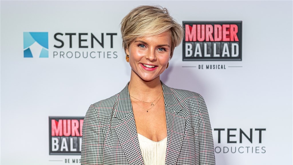 Stijn Fransen viert zwangerschap: 'Trots op mijn bolle buik'