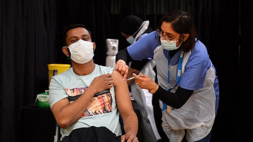 Brits onderzoek: na één dosis coronavaccin al een stuk minder besmettingen