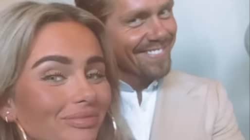 André Hazes en Sarah van Soelen genieten van eerste liefdestrip