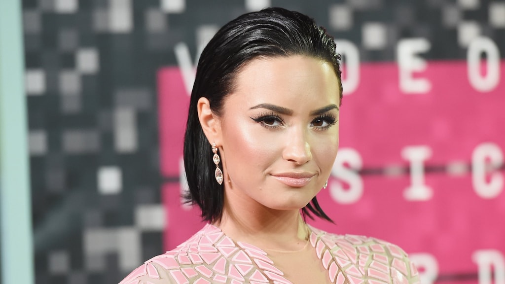 Demi Lovato voelt schuld dat ze haar zusje niet beter beschermde: 'Spijt van'