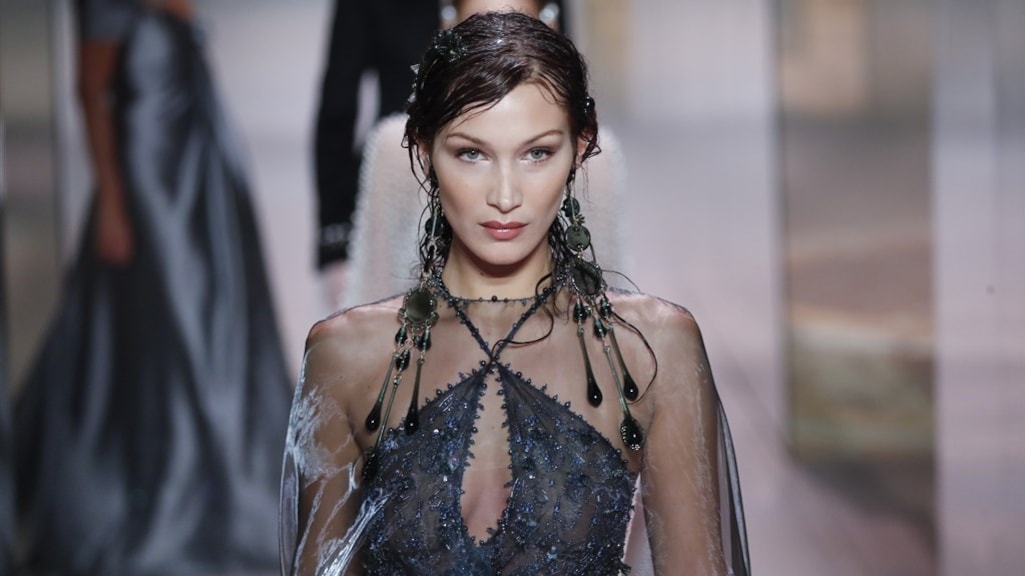 Israël haalt openlijk uit naar Bella Hadid om deelname protest