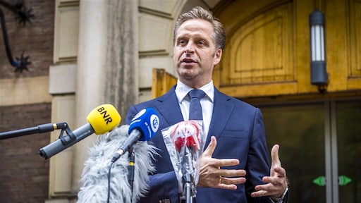 Puinhoop bij ministerie Volksgezondheid: 5,1 miljard aan coronauitgaven niet te controleren