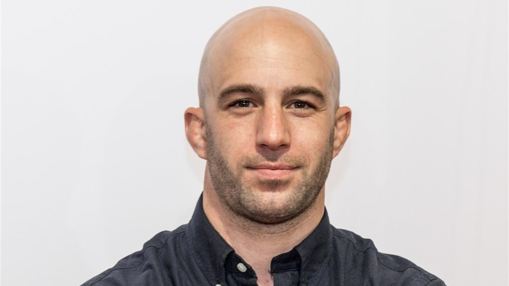 JayJay Boske toonde recent goudstaven overvallen bedrijf