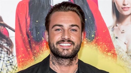 Alles gaat fout op de vakantie van Dave Roelvink: 'Wat is dit voor zooitje?'