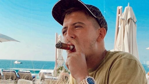 'Lil' Kleine gearresteerd op Ibiza, nog altijd vast'