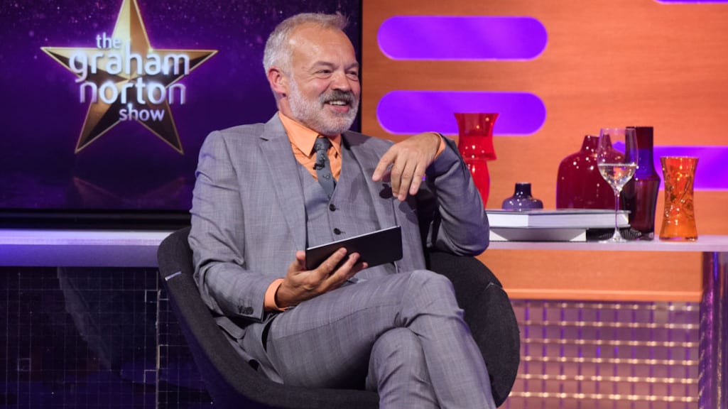 Graham Norton werd op straat neergestoken: 'Voor dood achtergelaten'