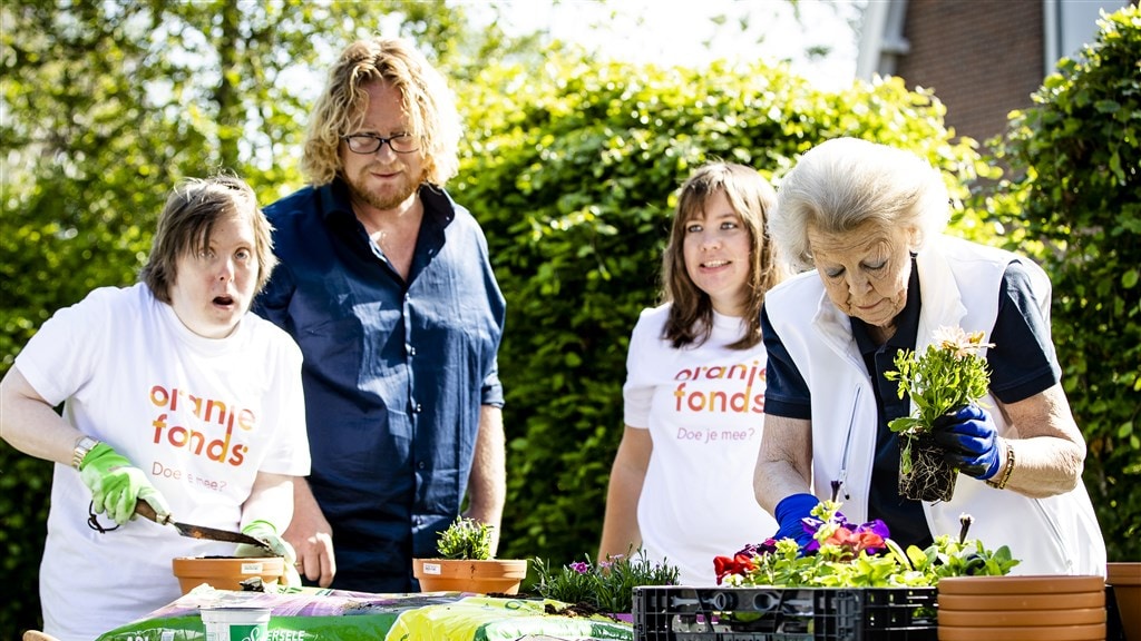 Prinses Beatrix voor NLdoet