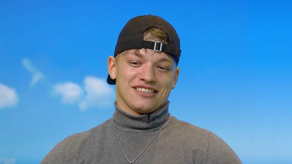 Ex on the Beach-ster Dusty geeft zelf update na scooterongeluk